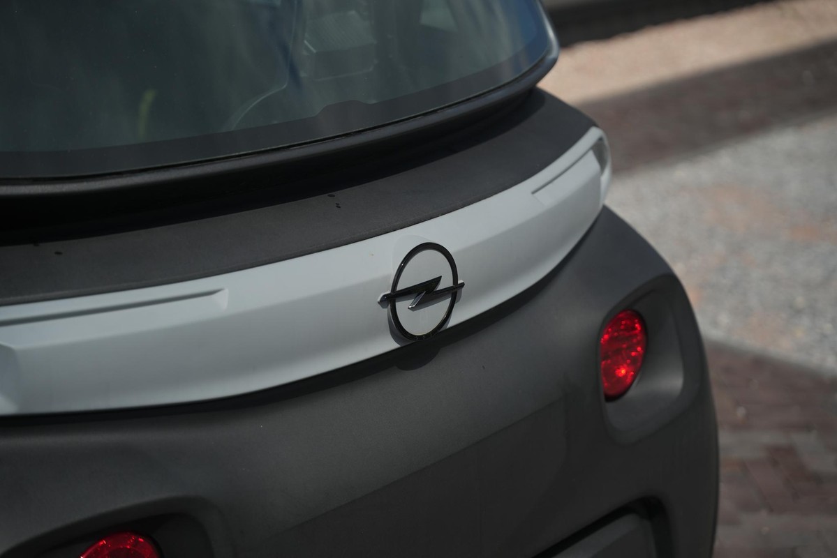 Opel Rocks-e