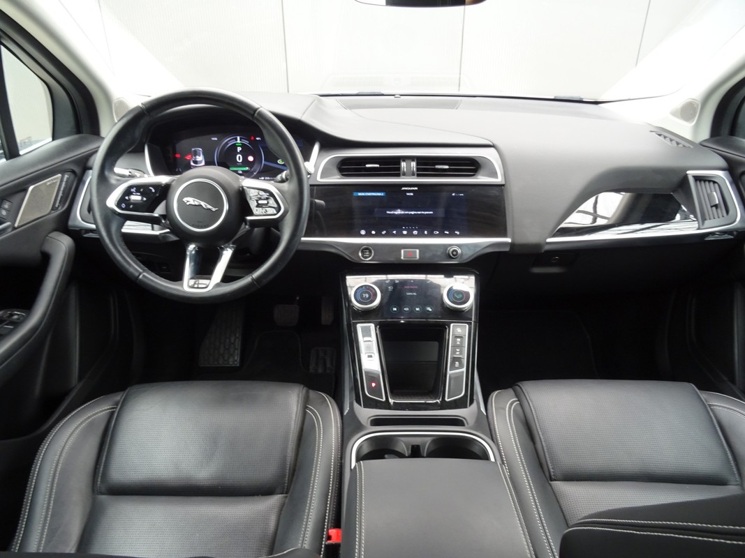 Jaguar I-PACE