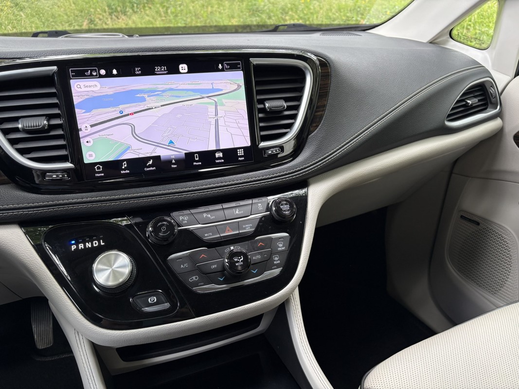 Chrysler Pacifica