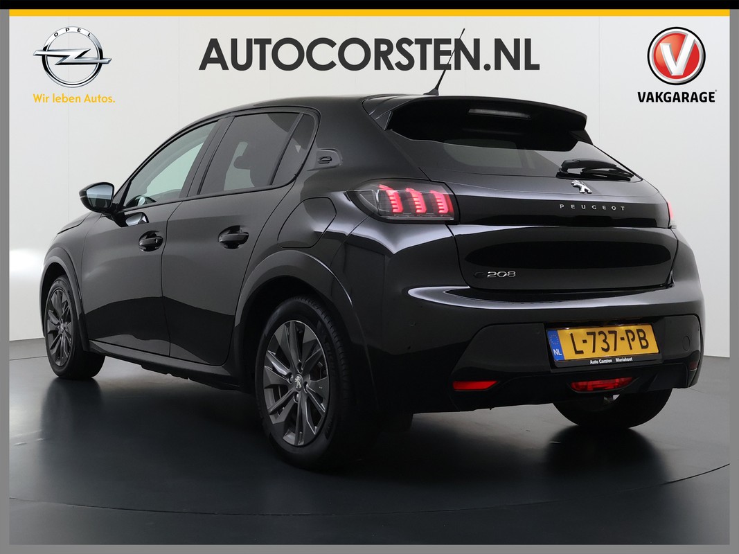 Peugeot e-208