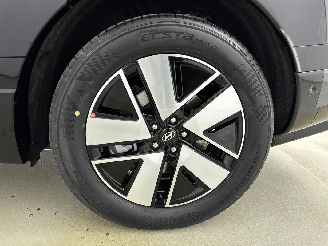Hyundai IONIQ 9