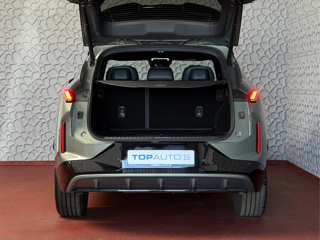 Lynk & Co 08