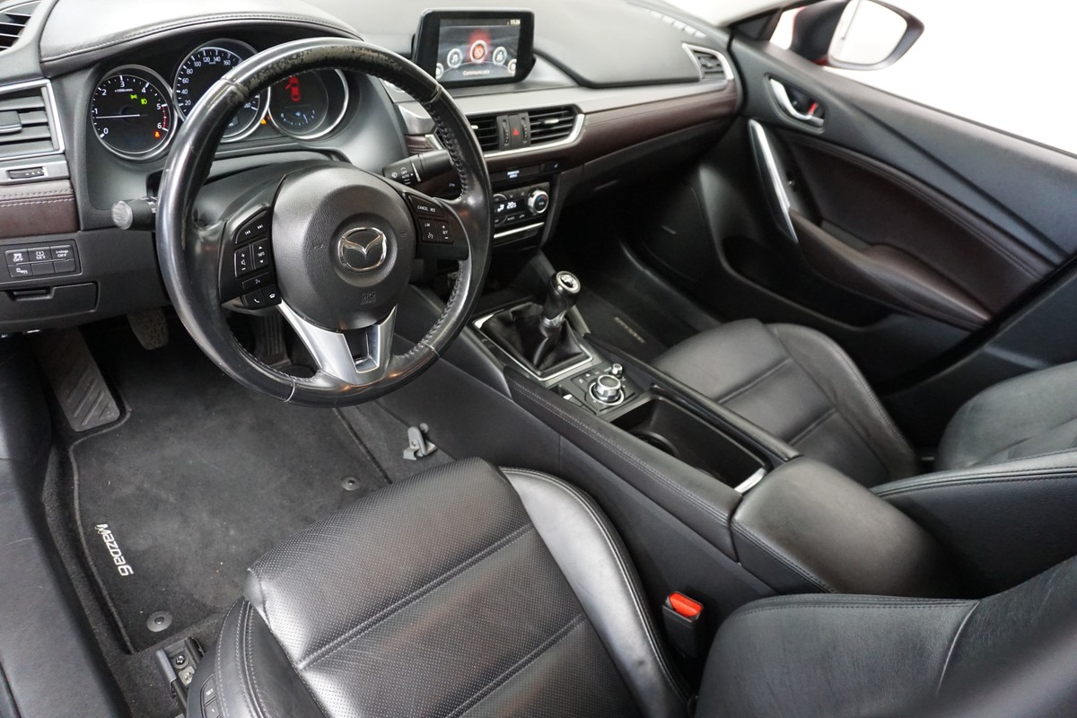 Mazda 6