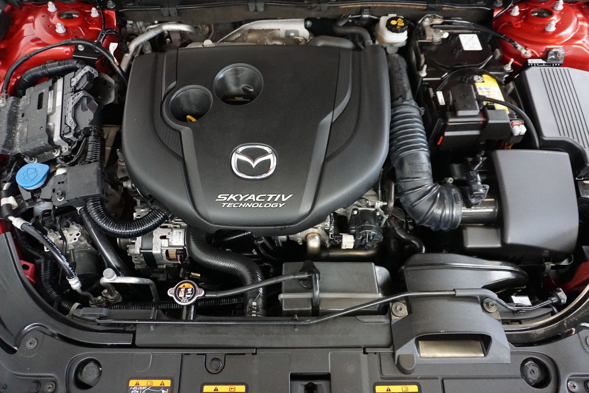 Mazda 6