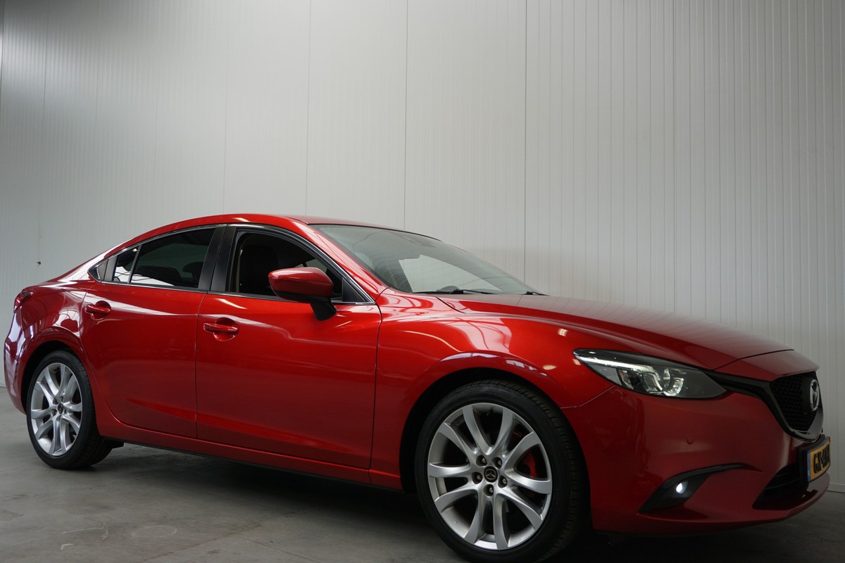 Mazda 6