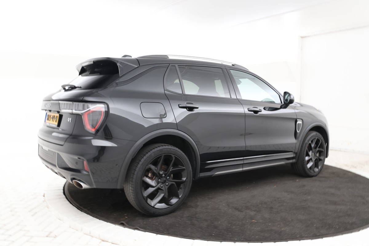 Lynk & Co 01