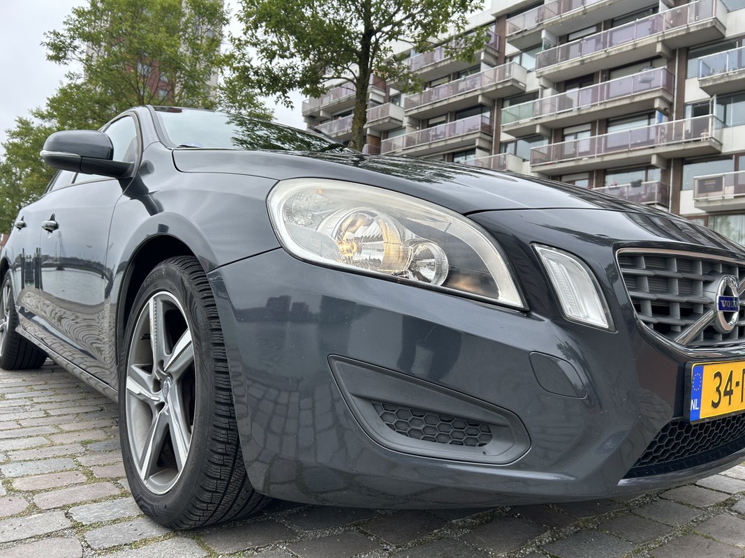 Volvo V60