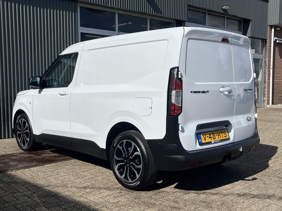 Ford Transit Courier