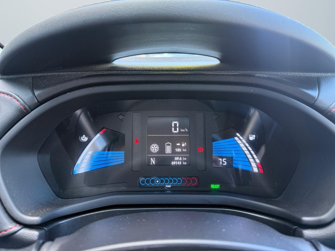 JAC iEV7S