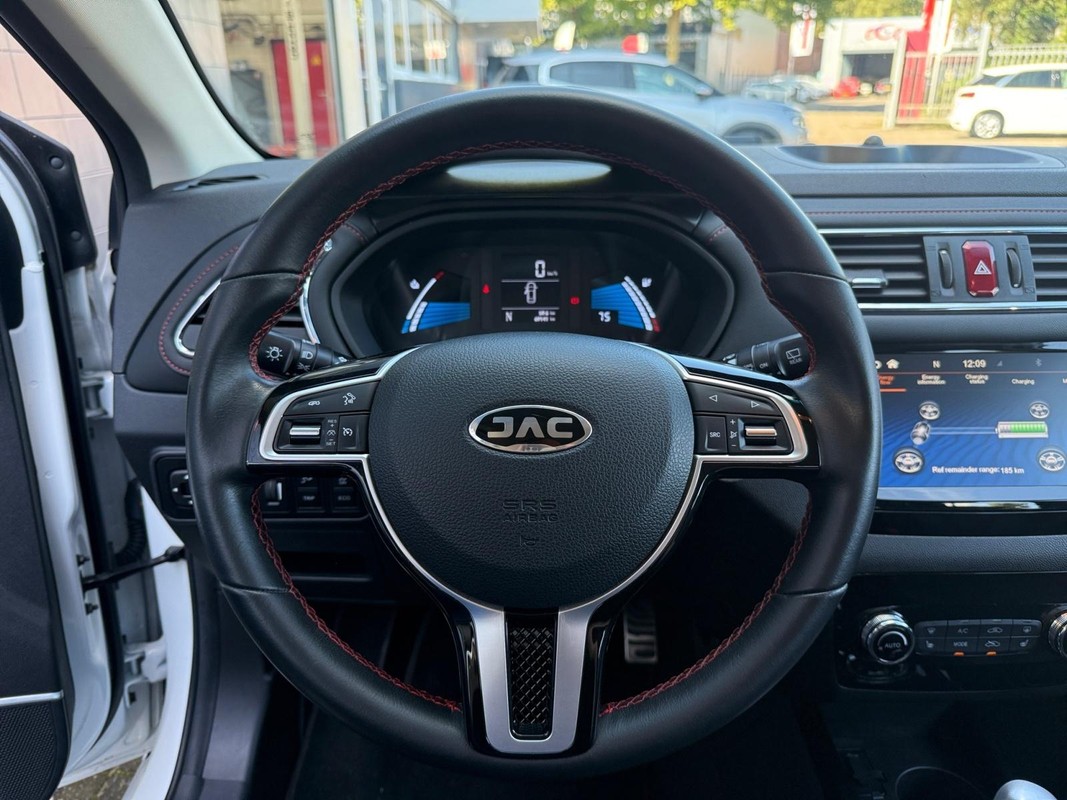 JAC iEV7S