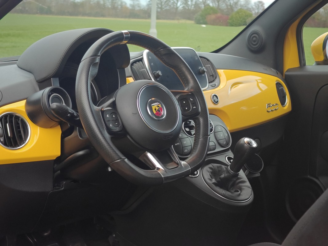 Abarth 595