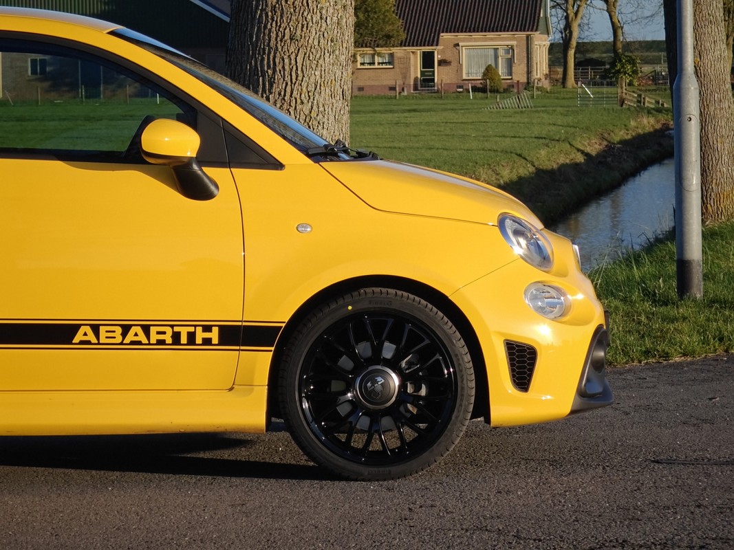 Abarth 595