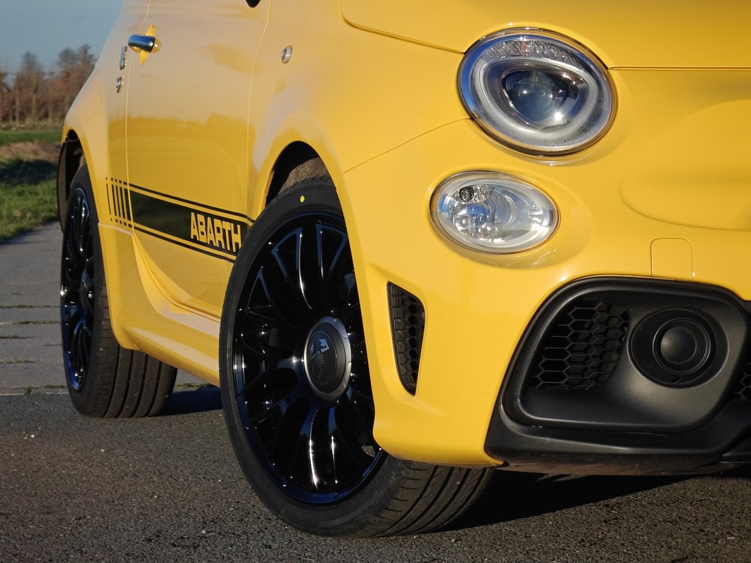 Abarth 595