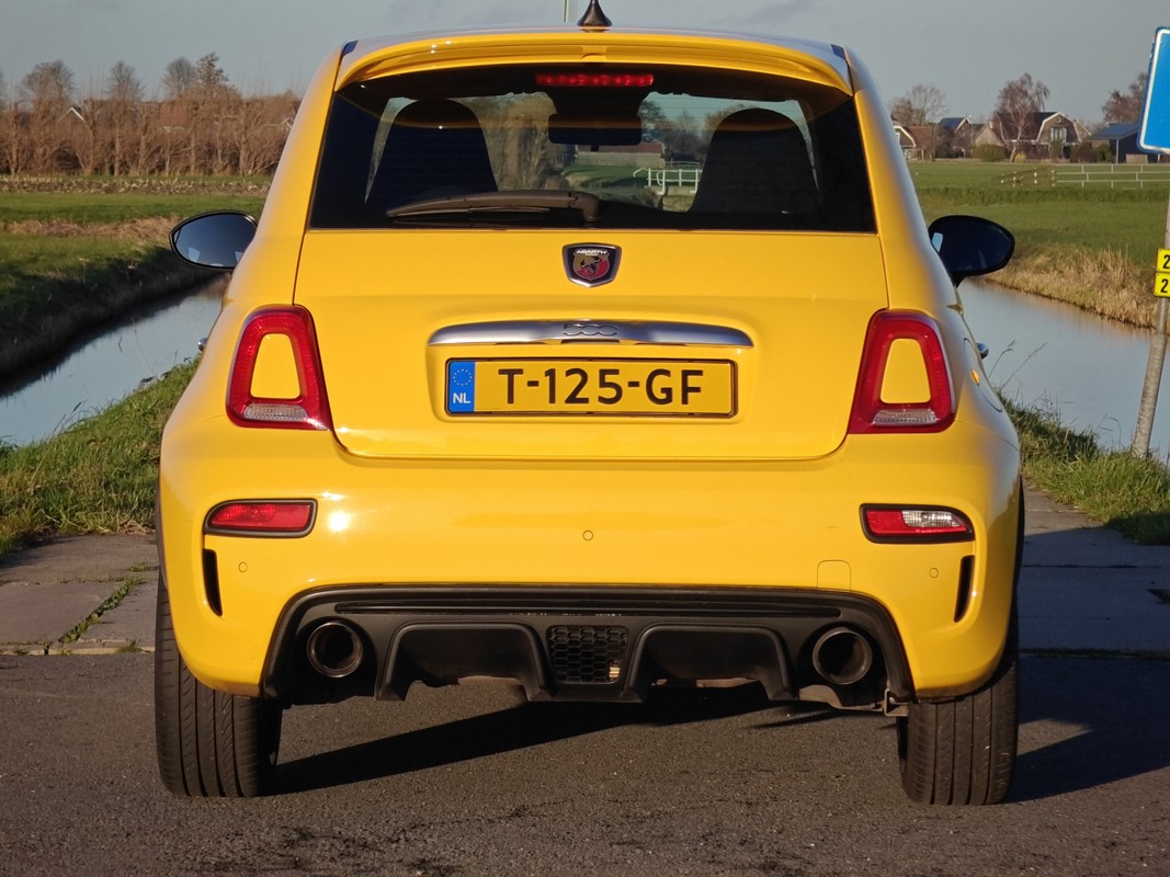 Abarth 595
