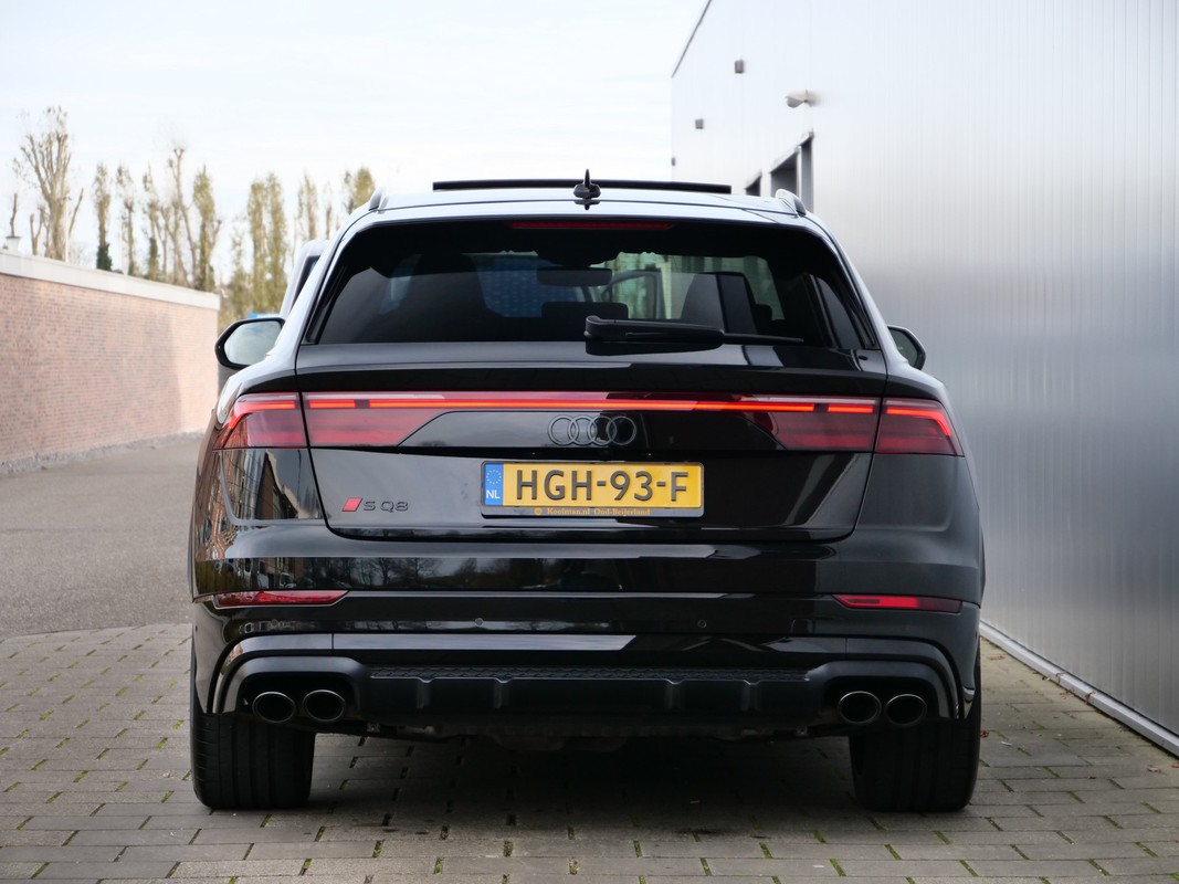 Audi SQ8