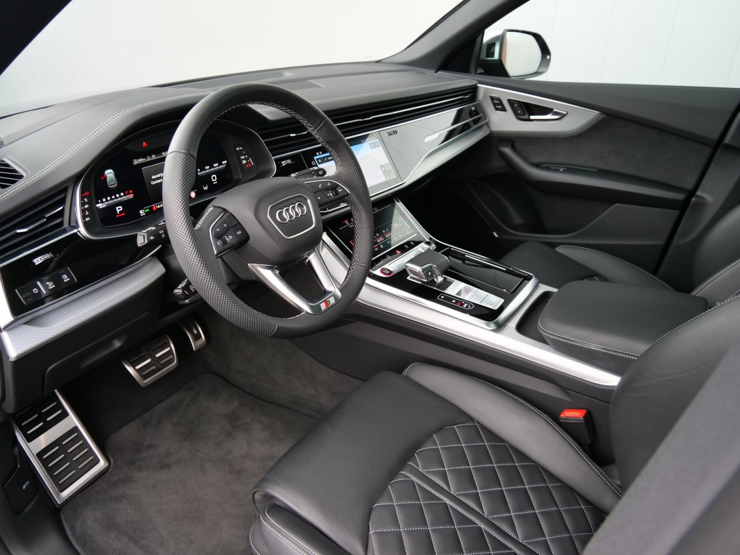 Audi SQ8