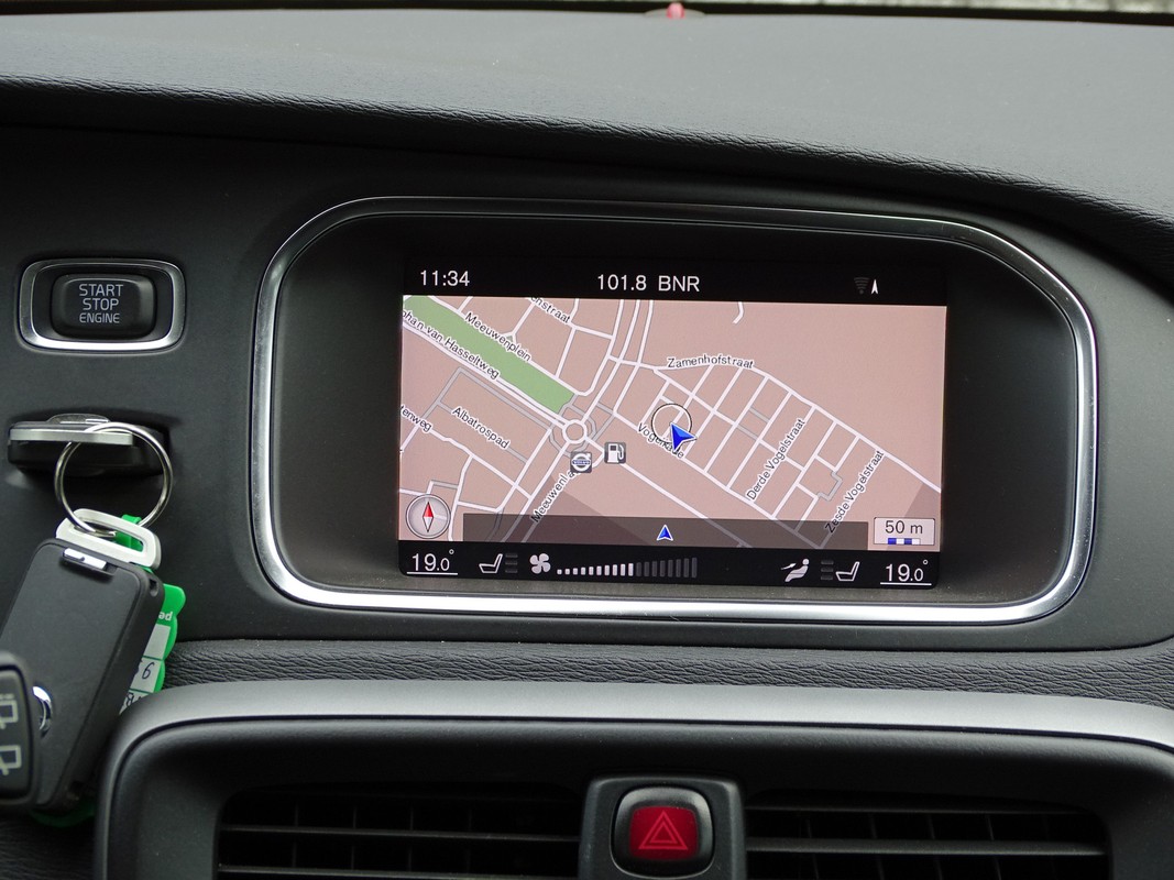 Volvo V40
