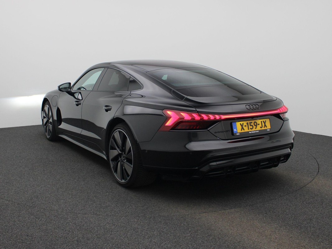 Audi e-tron GT