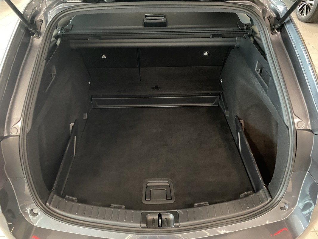 Toyota Corolla Touring Sports