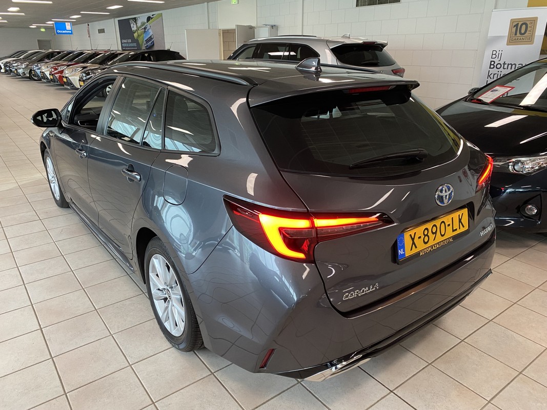 Toyota Corolla Touring Sports
