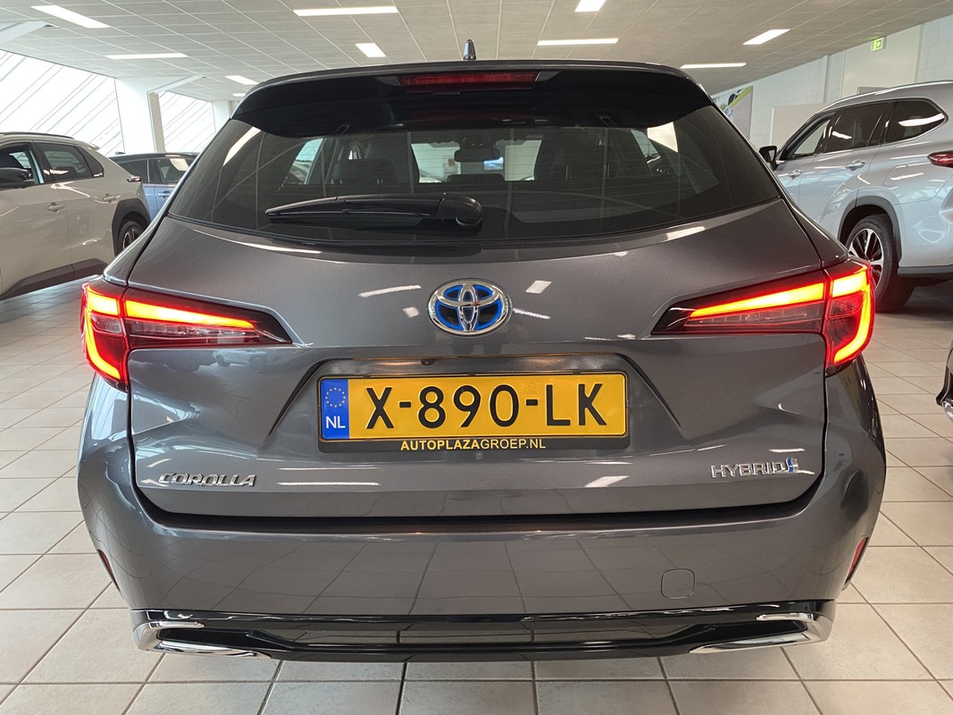 Toyota Corolla Touring Sports