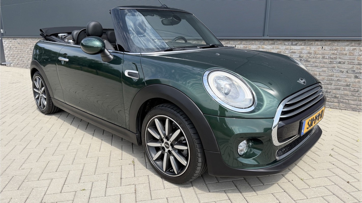 MINI Cooper Cabrio
