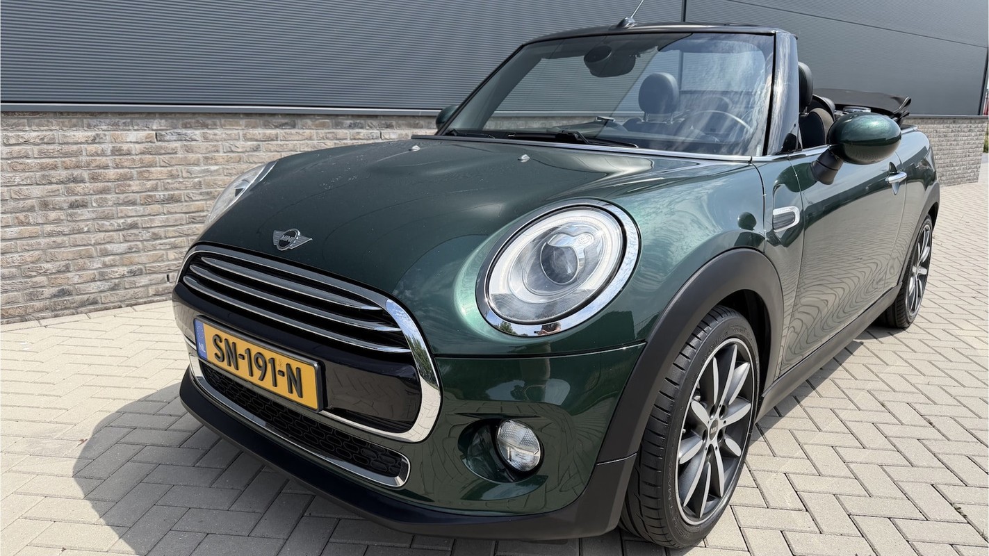MINI Cooper Cabrio