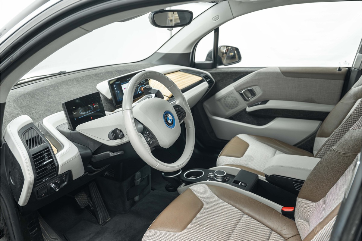 BMW i3