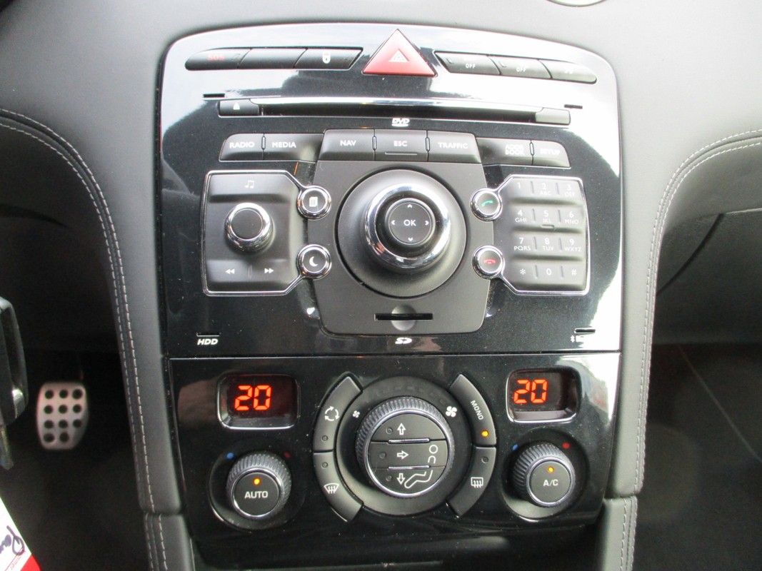 Peugeot RCZ