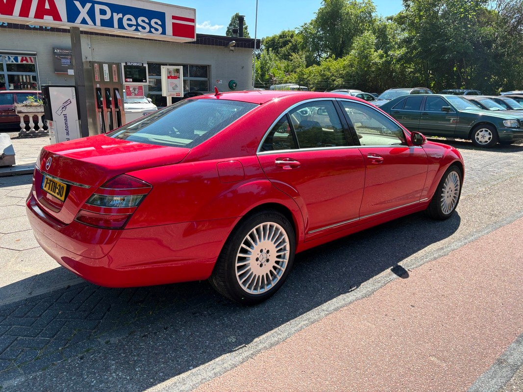Mercedes-Benz S-Klasse