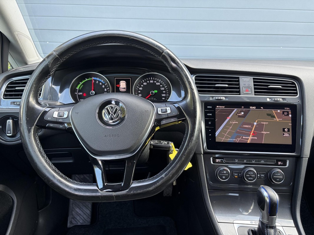 Volkswagen e-Golf