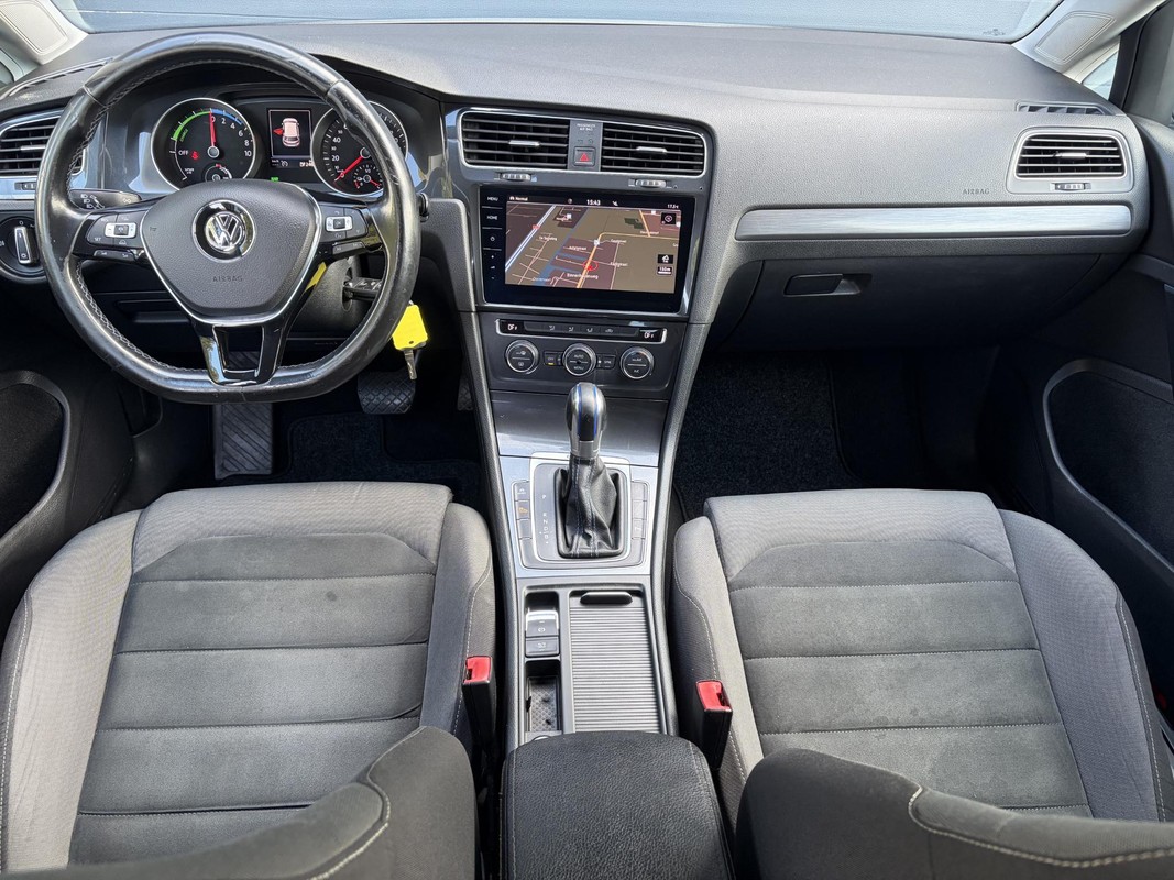 Volkswagen e-Golf