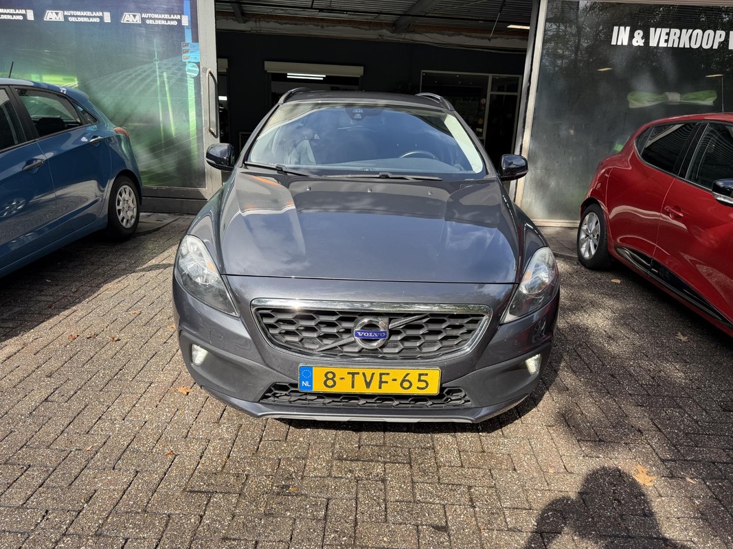 Volvo V40