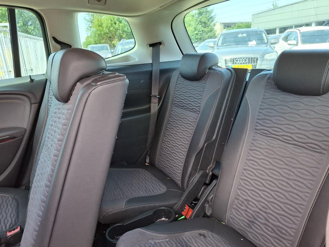 Opel Zafira Tourer