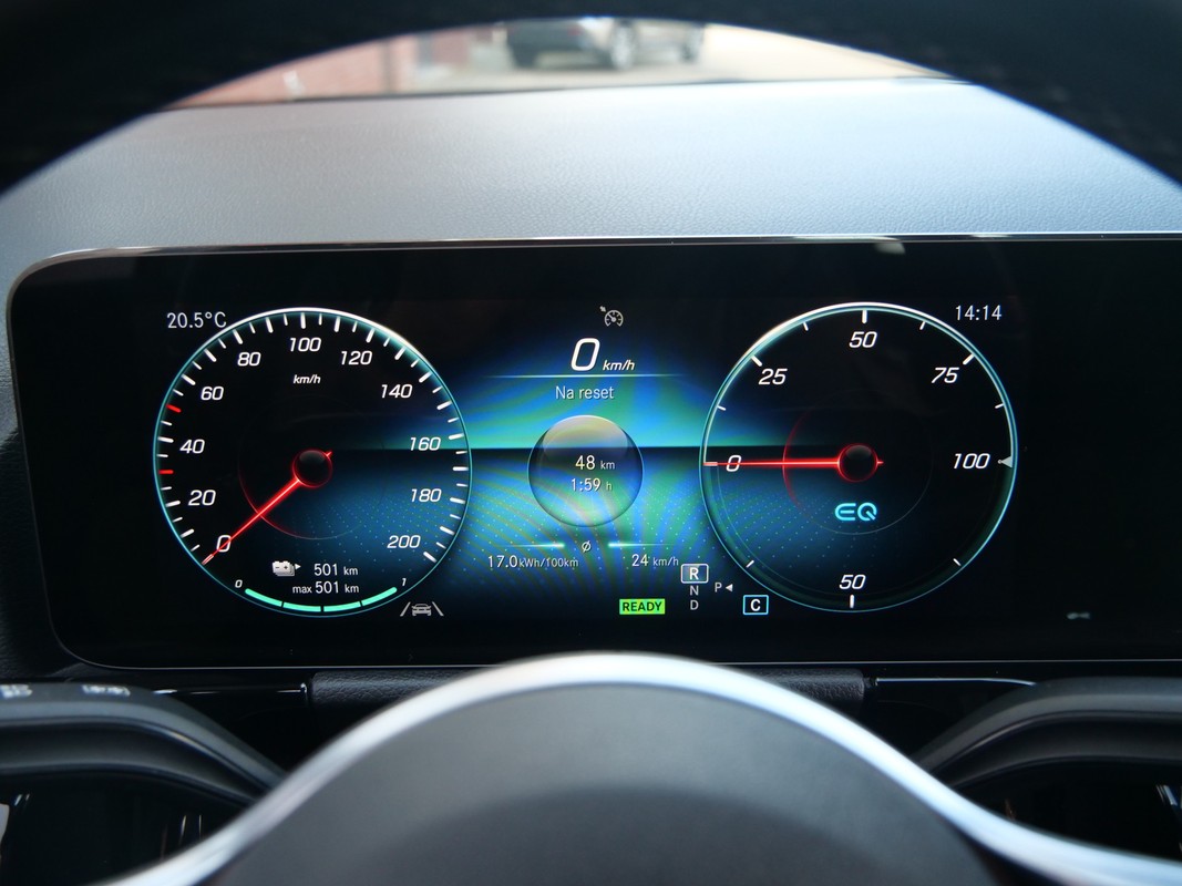 Mercedes-Benz EQA