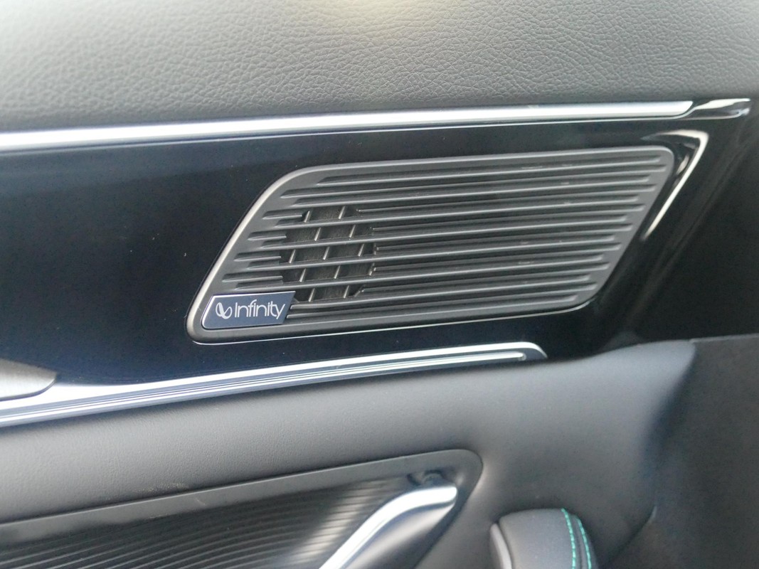 BYD SEAL U