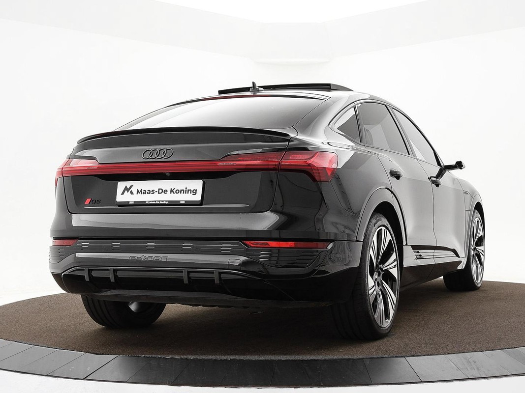 Audi Q8 Sportback e-tron