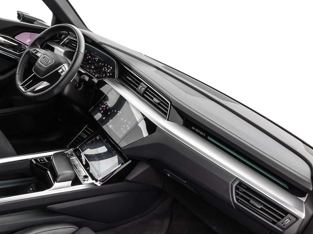Audi Q8 Sportback e-tron