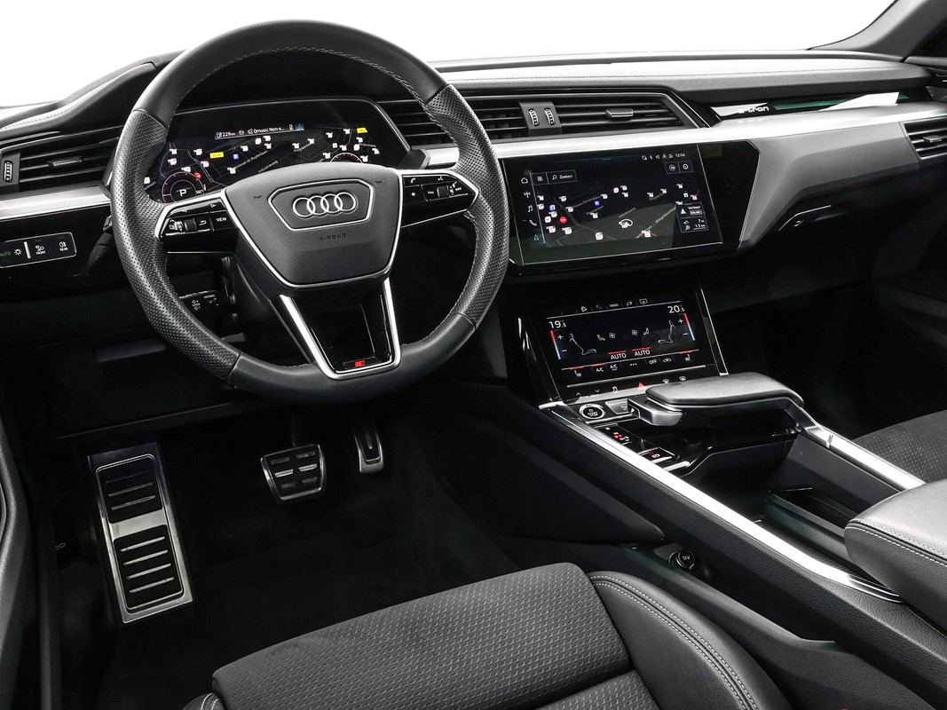 Audi Q8 Sportback e-tron