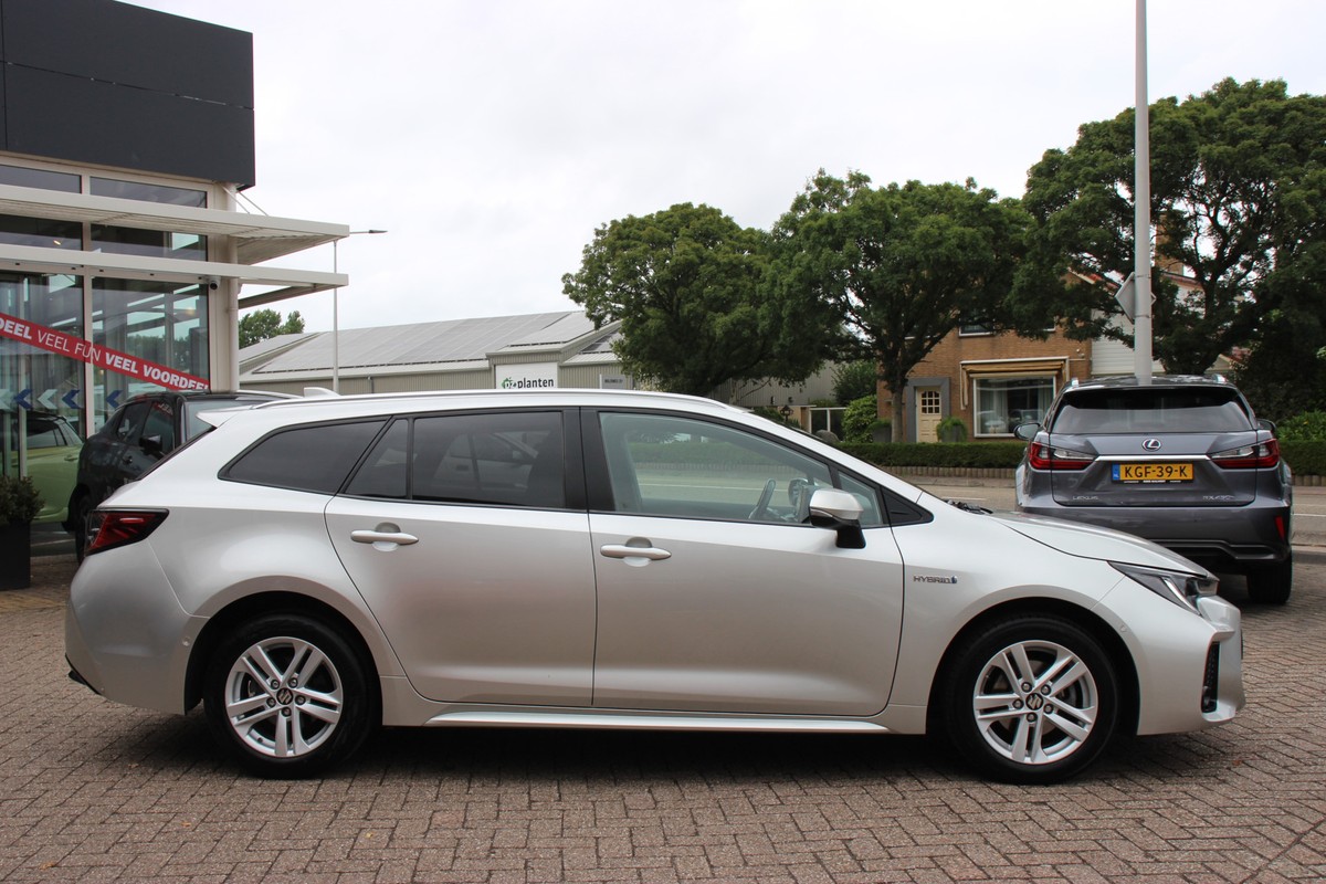 Suzuki Swace