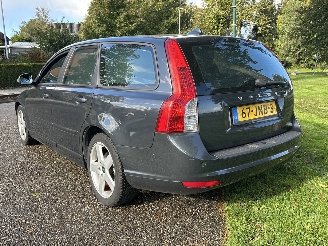 Volvo V50