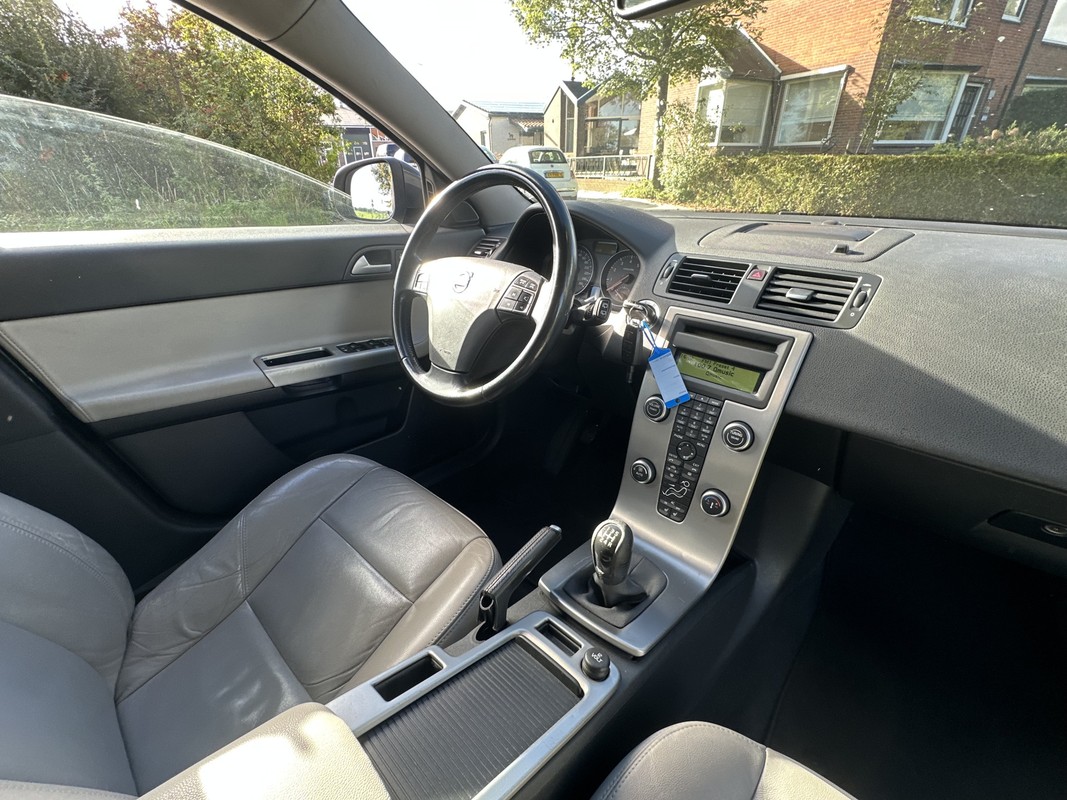 Volvo V50