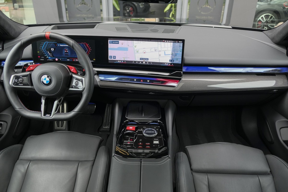 BMW M5