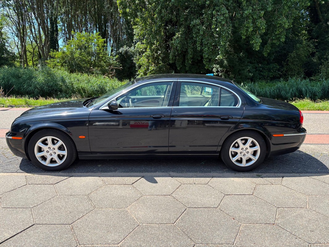 Jaguar S-Type