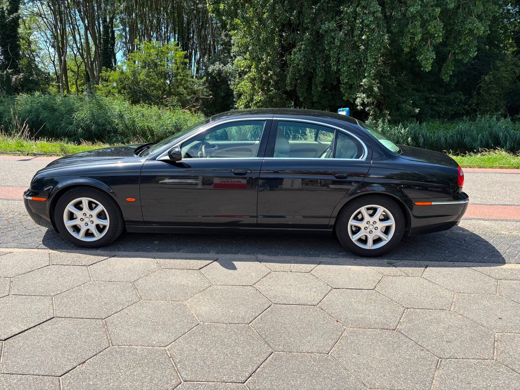 Jaguar S-Type