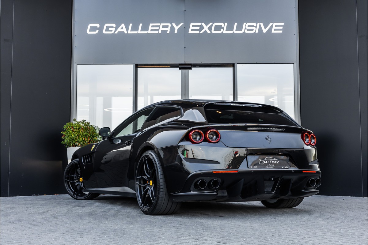 Ferrari GTC4Lusso