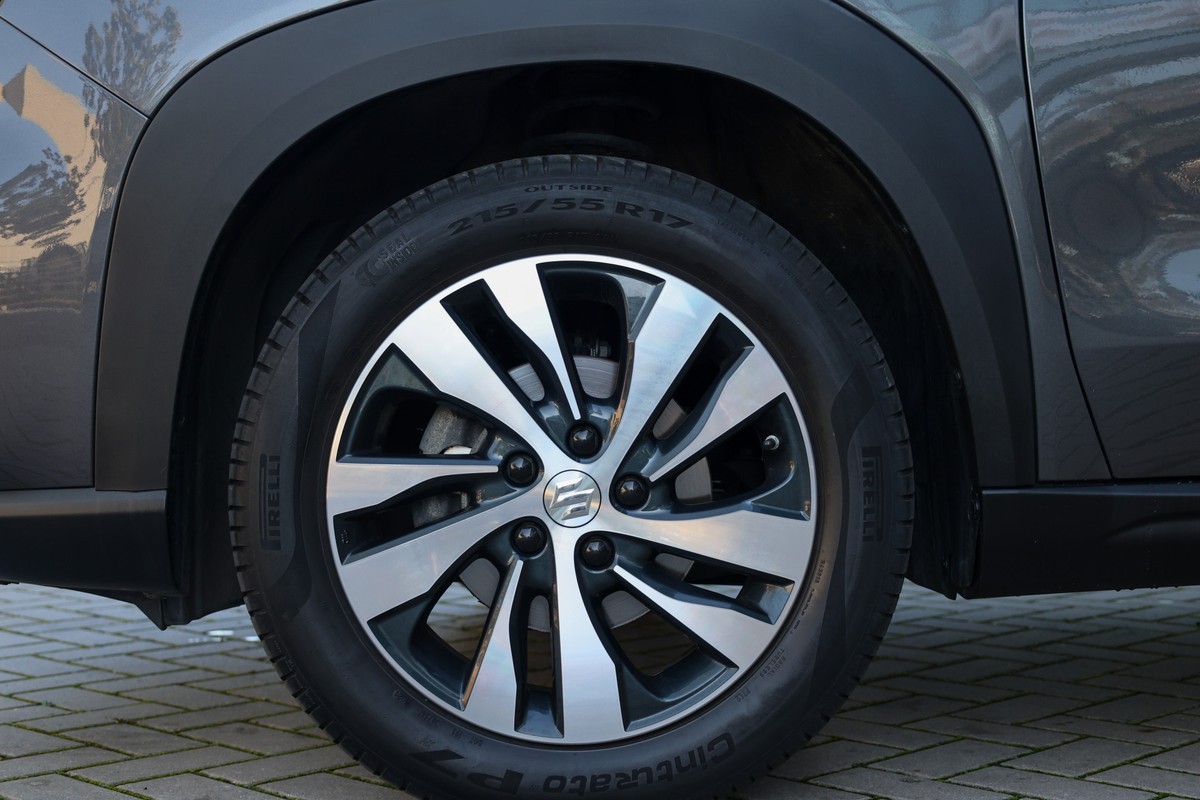 Suzuki S-Cross
