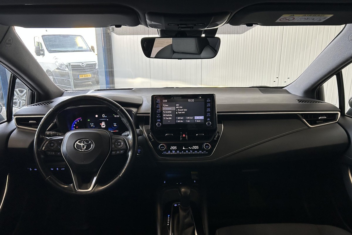 Toyota Corolla Touring Sports