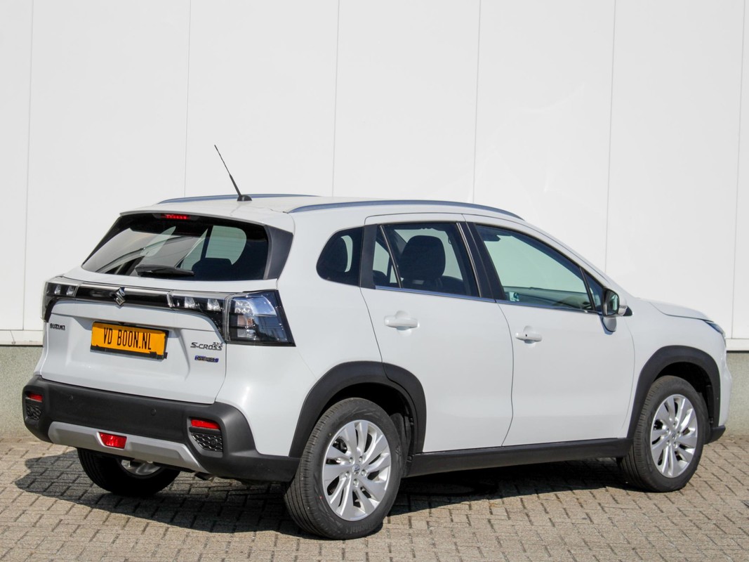 Suzuki S-Cross