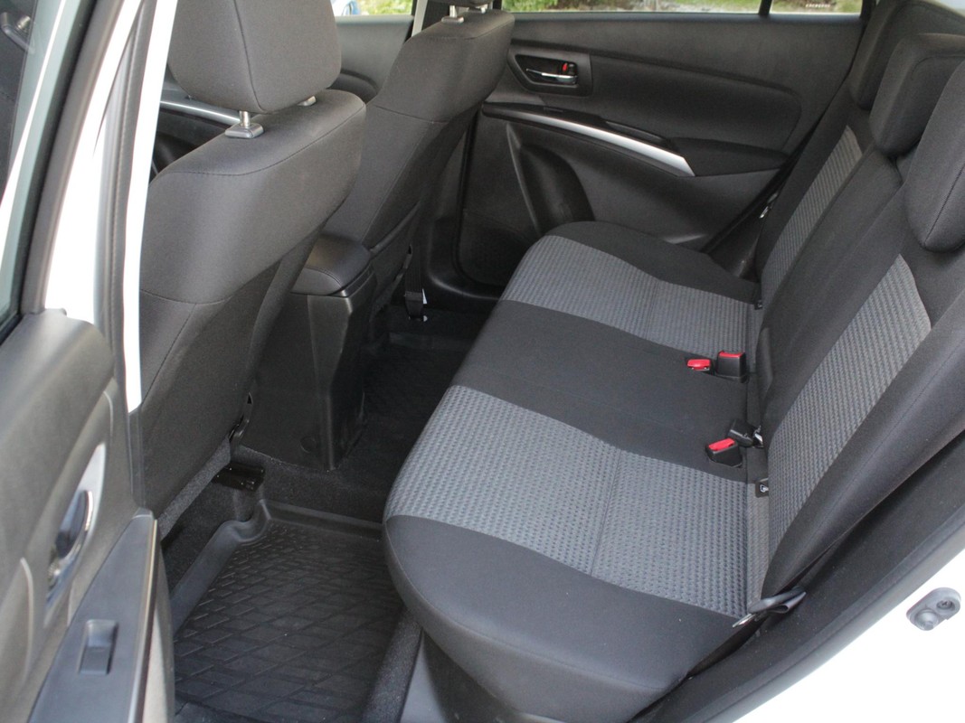 Suzuki S-Cross